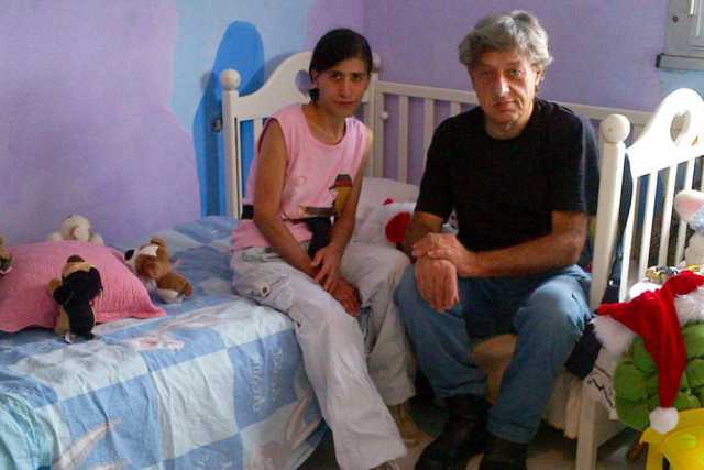 Assistenti sociali, ''quelli che tolgono i figli ai genitori'': �Chi decide � il giudice�